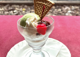 抹茶パフェ