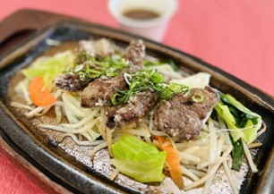 下北牛レバニラ焼き